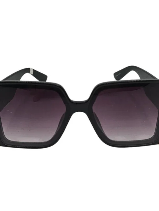 Vintage Mod Inspired Oversized Plastic Frame Sunglasses Black Gold Square