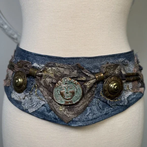 VTG Blue Suede Leather Belt Y2K Boho Festival Aztec Renaissance Made Italy M