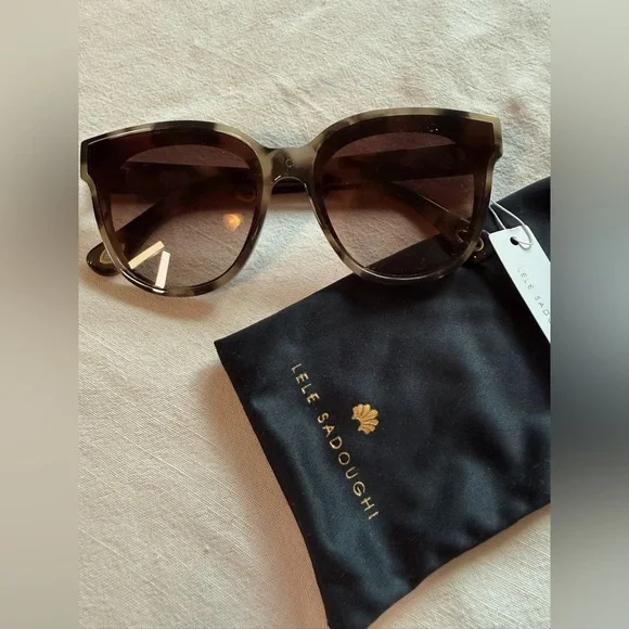 NWT Lele Sadoughi Women's Tortoiseshell Cat-Eye Sunglasses - Brown