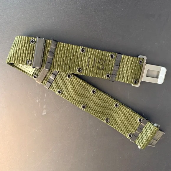 Vintage 1988 US Military LC-2 ALICE Pistol Belt Medium OD Green