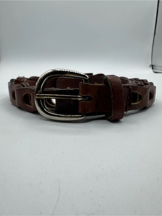 Vintage Brown Leather Made in Uruguay Latch and Loop Buckle Belt READ FOR SIZE
