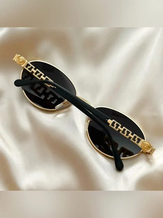 AUTHENTIC RARE GIANNI VERSACE MOD. G42 COL. 09 M VINTAGE 1990S BLACK SUNGLASSES