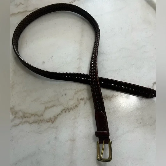 Men’s  Fossil Belt Size 42 Dark Brown Braided Leather With Brass Buckle
