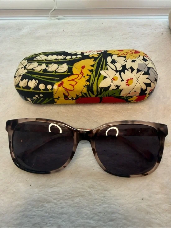 Vera Bradley Charlene Blush Pink Spotted Brown Designer Sunglasses