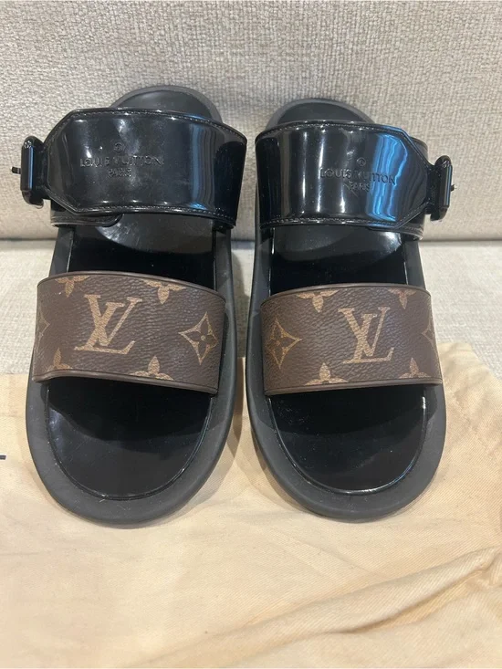 ***Authentic*** Louis Vuitton Black & Brown Monogram Slide Sandals