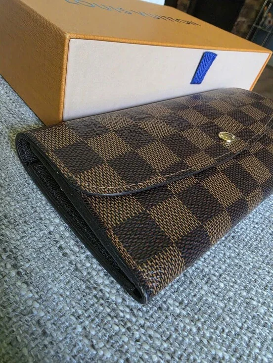 Authentic Louis Vuitton Emilie Damier Ebene Long Wallet
