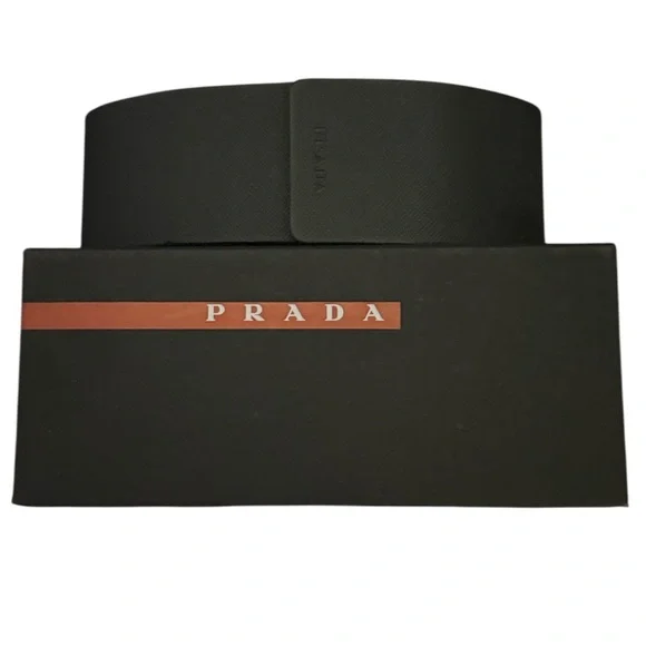 PRADA Authentic Set Case & Box Size Med/Large in Like New Condition