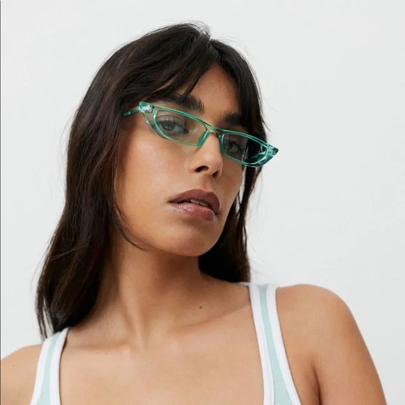NWT UO 90s Y2K Skinny Estelle Slim Emerald Sunglasses