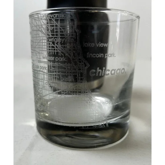 Set Of 2 Engraved Etched Chicago Map Whiskey/Highball Crystal Clear Glass