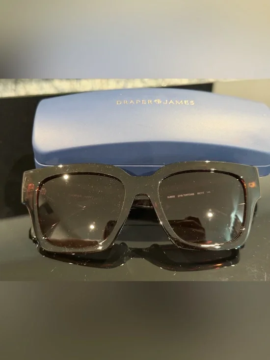 NEW Draper James Tortoise Square Sunglasses with Dark Lenses