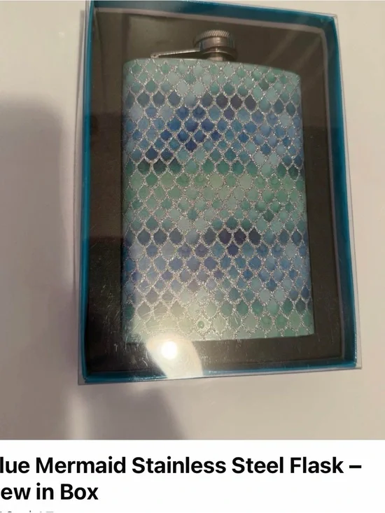 Blue Green Mermaid-Scale Stainless Steel Flask