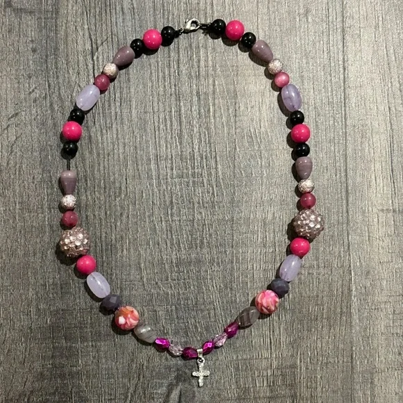 💞 Handmade Beaded Cross Necklace