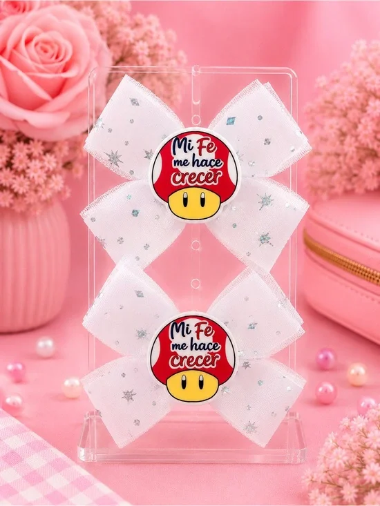 White Kids Ribbon Hair Bows with 'Mi Fe me hace crecer' Badge