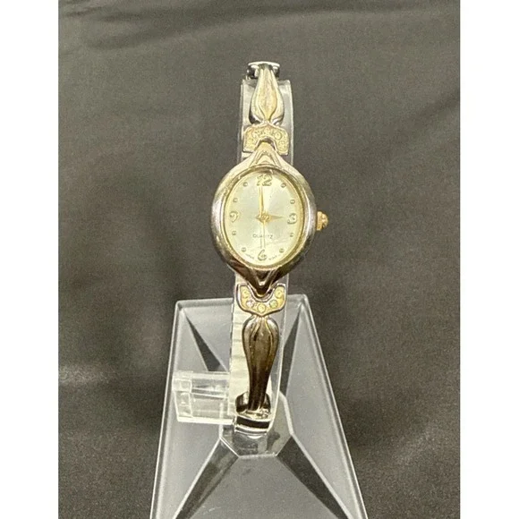 Unbranded Quartz Wristwatch Women Silver Gold Two Tone Oval Rhinestone Accent