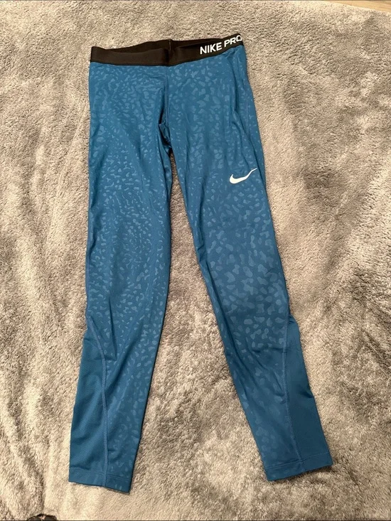Nike Women's Teal Blue Performance Leggings with Subtle Print