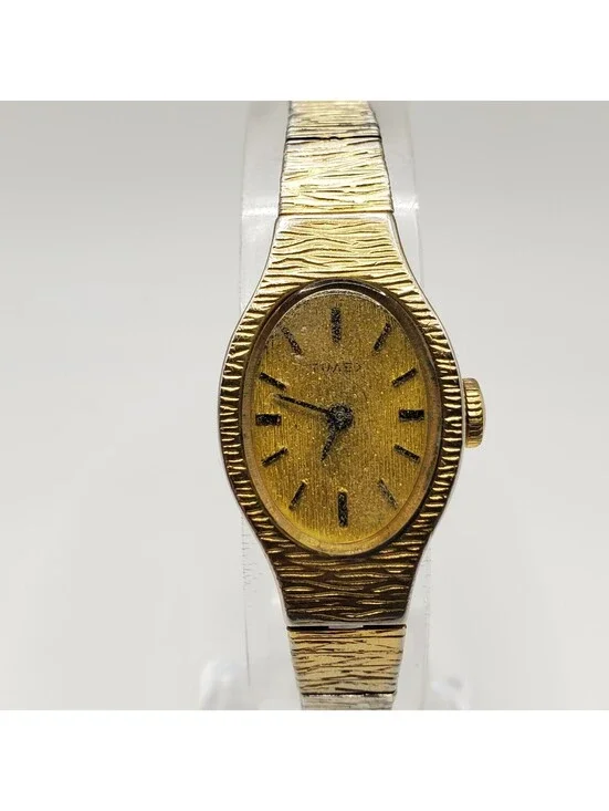 Vintage Timex Mechanical Womens Watch  Gold Tone 17mm For Parts Or Repair