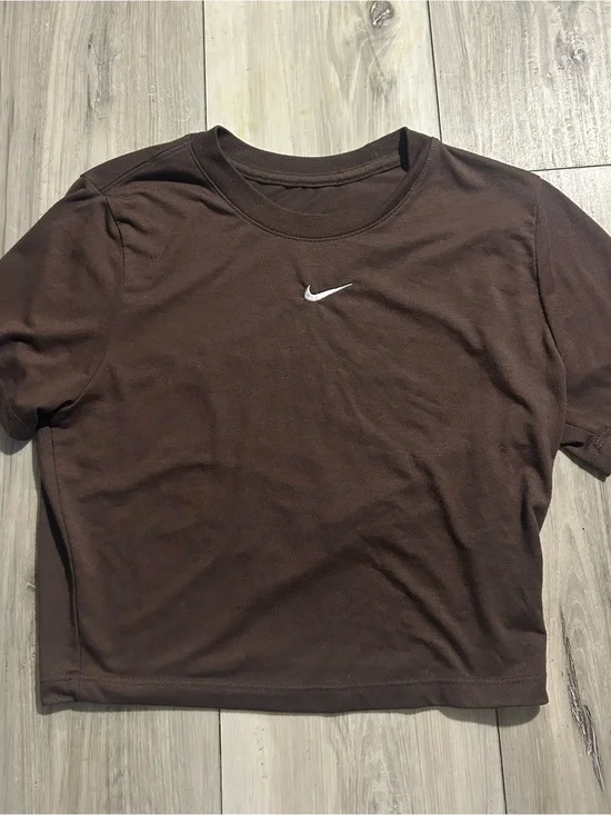 Nike Brown Slim Fit Tee with White Logo