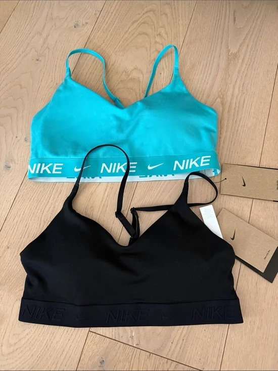 Nike 2 new bras Seamless Bralettes in Turquoise & Black