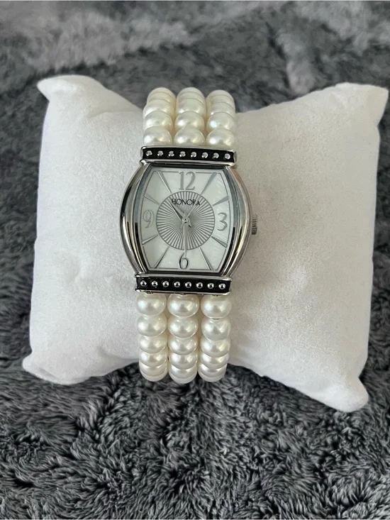 Vintage Honora Cultured Triple Strand Freshwater Pearl Cuff Watch NWOT