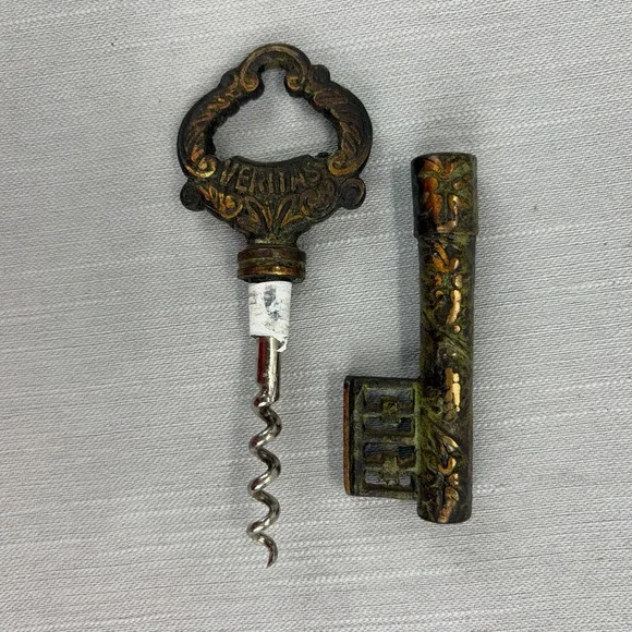Vintage Veritas Cast Iron Corkscrew & Decorative Key Bottle Opener Set Barware