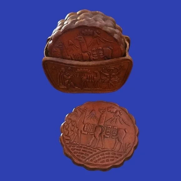 VTG Set of Six Peruvian Camel Hand Tooled Leather Scallop Coaster Set