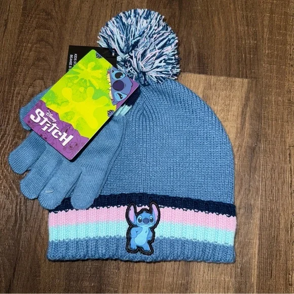 NWT Disney Stitch Kids Hat and Gloves Set