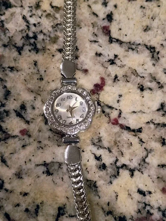 New Silver Tone Crystal Accent Women's Bracelet Watch