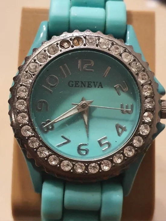 🦋10/$20🦋 Geneva Silver/Blue Rhinestone Silicone Women's Watch