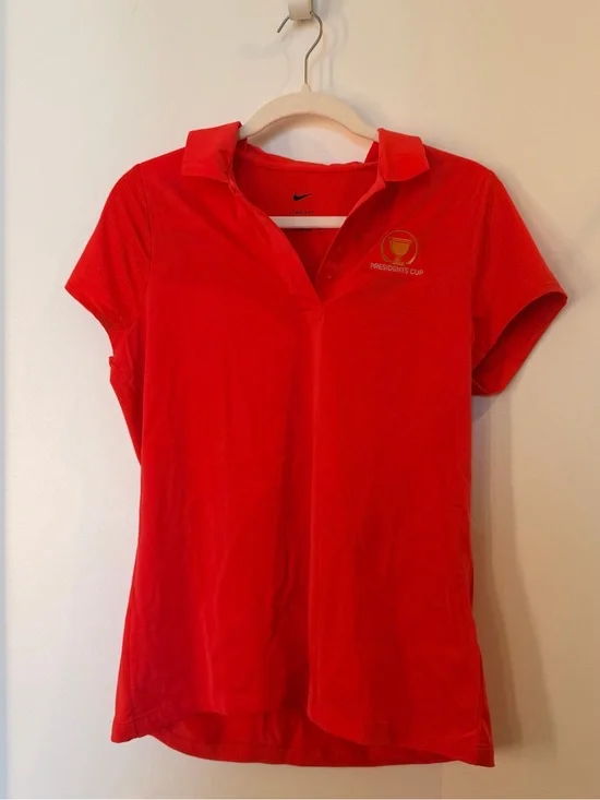 Nike Presidents Cup Women’s Red Short Sleeve Golf Polo
