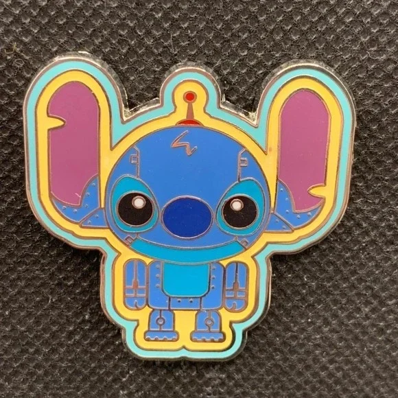 2016 Hong Kong Disneyland Stitch 626 Disney trading pin large 2016 Toy Factory