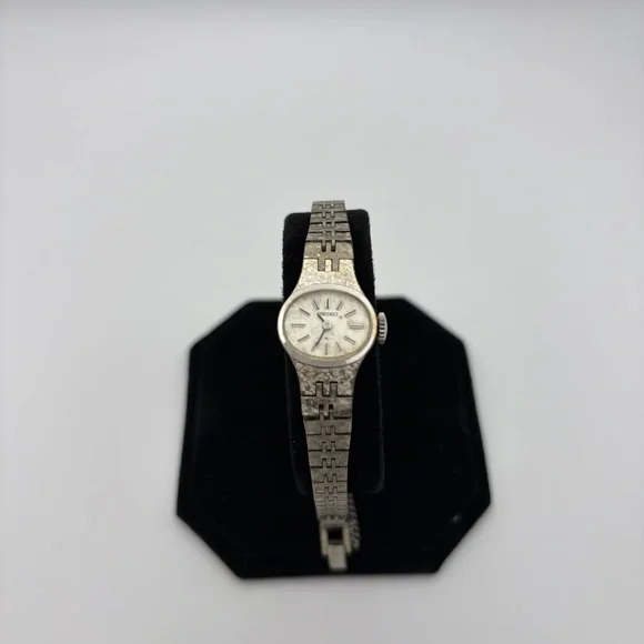 Womens Seiko Quartz Wrist Watch Japan 874146 Working Winding Mechanical