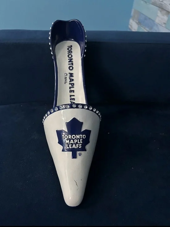 Toronto Maple Leafs  Decorative High Heel Shoe Wine Bottle Holder