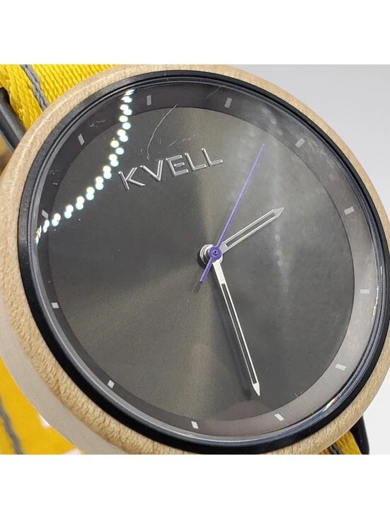 Kvell Wood Case Black Dial 42mm Watch New Battery