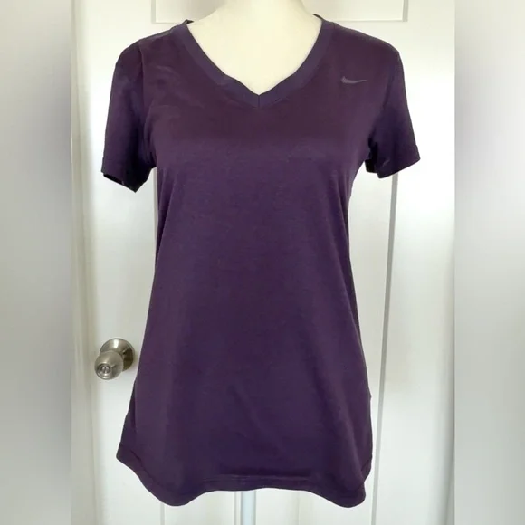 Nike Dri-FIT V-Neck Tee | Plum Purple Short Sleeve Athletic Top | Size Small