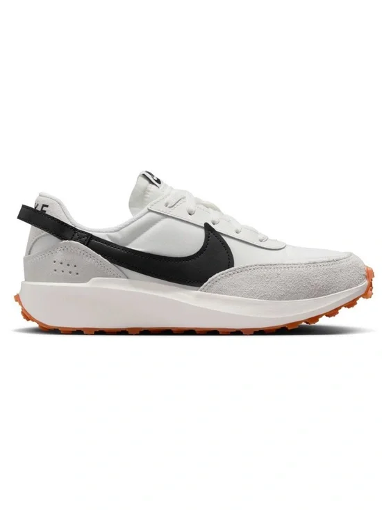 Nike Debut Waffle Sneakers in Sail/Black/Gum Women’s Size 7