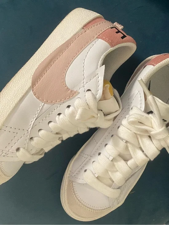 Nike White and Pink Blazer Low 77 Sneakers Size 6