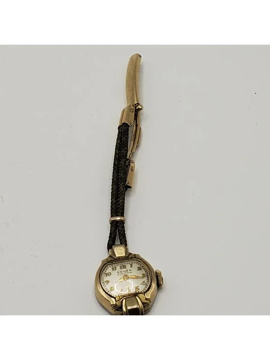 Vintage Gruen Veri-Thin 15 Jewel Movement For Parts Or Repair