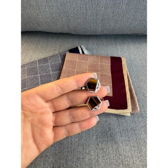 Pierre Cardin Cufflinks and Pocket Square Set‎ Menswear Accessory bundle of 3