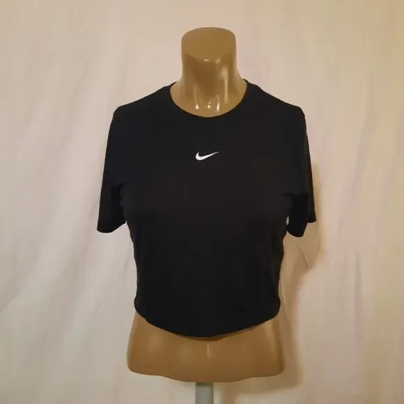 Nike The Nike Tee Womens Black Slim Fit Crop Top Size Medium
