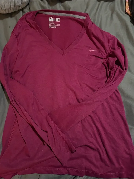 Nike Dri-Fit Long Sleeve V-Neck Top - Burgundy