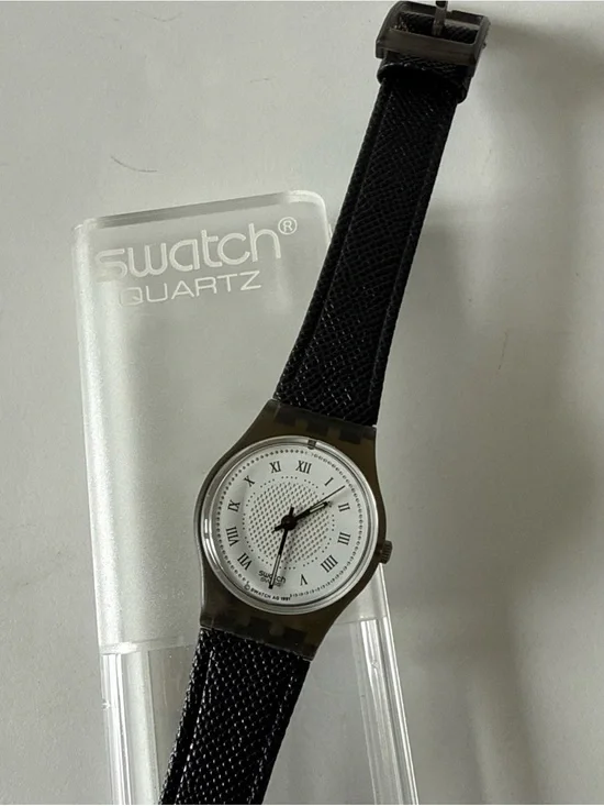 1991 Swatch LM106 Debutante Very Good Condition + Case New Battery Runs READ