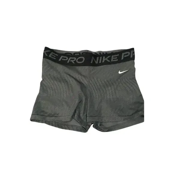 Women’s Nike pro shorts