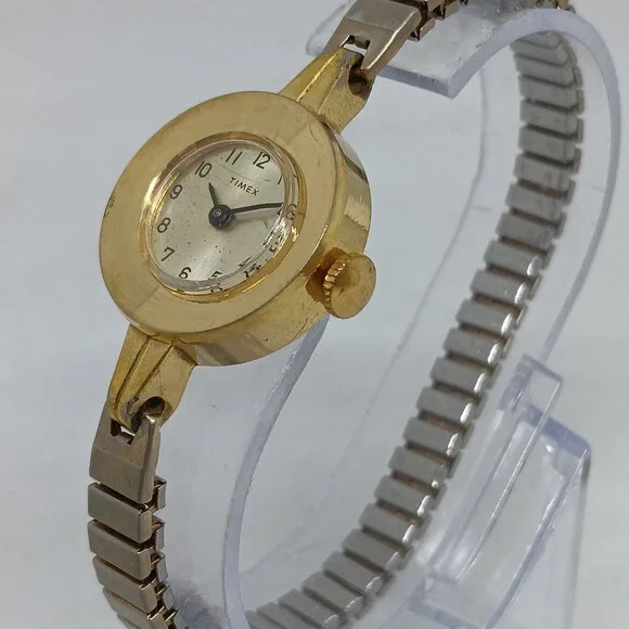 VINTAGE Timex 35D Manual Wind Women's 22mm Gold Tone Flex Band Watch