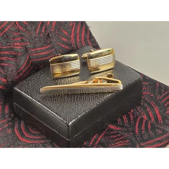 Cuff Links & Tie Clip Set Gold & Silvertone by Bijoux Terner