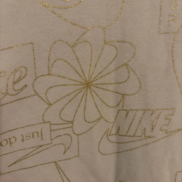 Nike Graphic all over sweatshirt Gold Accents crewneck M‎