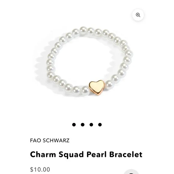 FAO Schwarz Charm Squad Kids Pearl Bracelet Gold Heart Charm White 1020985 NEW