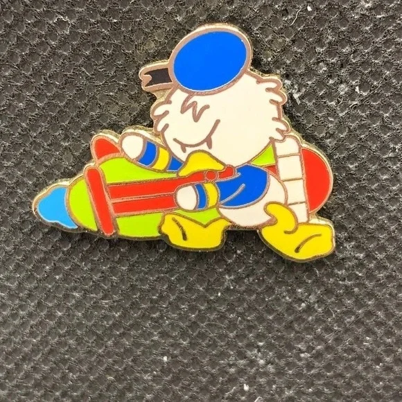 2008 Donald Duck Astro orbiter Disney Pin Trading Cutie
