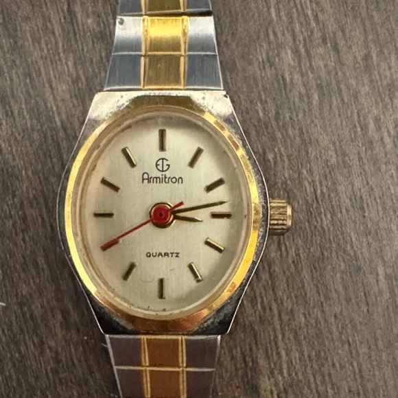 Vintage Armitron Two-Tone Quartz Women’s Watch Gold Silver Expansion Band