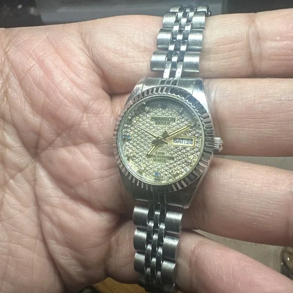 Working SWANSON Miyota‎ Quartz Dainty Womens Watch 26mm Fit 7in New Battery Runs