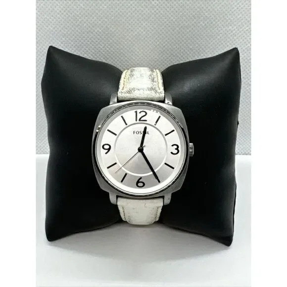 Fossil BQ3360 Women's White Leather Strap Analog Dial Quartz Wrist Watch JNA349